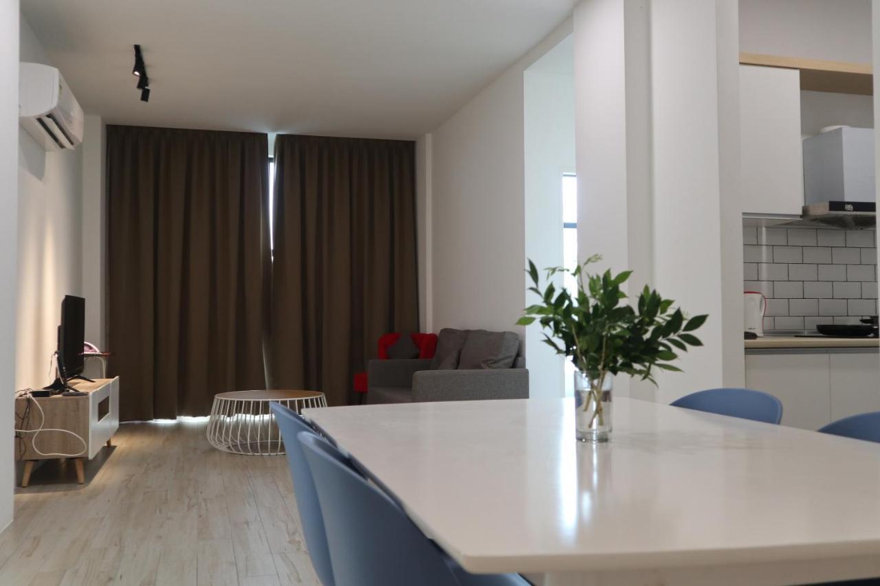 Zen66 @ Roxy Serviced Apartment Kuching Bagian luar foto